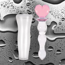 Tradičn&iacute; erotick&eacute; pomůcky z netradičn&iacute;ch materi&aacute;lů: Je libo vibr&aacute;tor z keramiky nebo dildo ze skla?